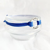 Sportarmband elastisch donkerblauw met sporthanger