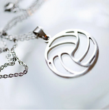 Collar de voleibol dorado